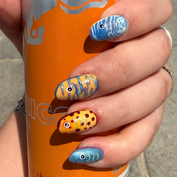 Réalisation nail art Jade